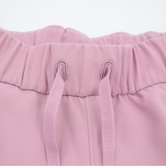 LULULEMON On The Fly Mid Rise Joggers Pink Taupe Size 6 - Picture 6 of 13